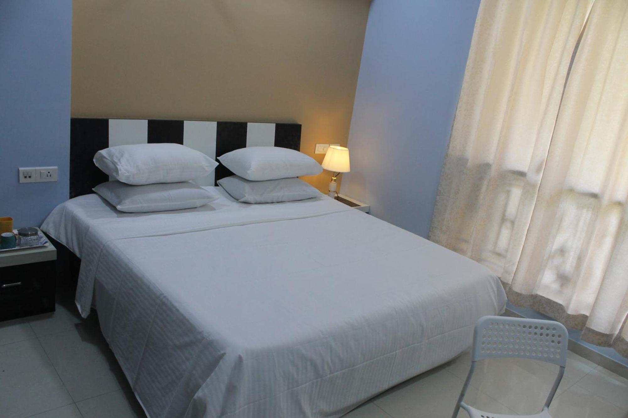 Rockfort Stay Inn Oragadam Buitenkant foto